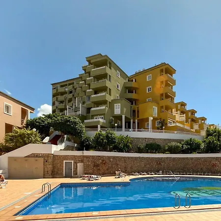 1 Bedroom With Terrace, Pools & Walking Distance To Apartment *