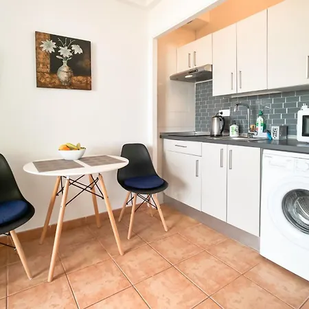 1 Bedroom With Terrace, Pools & Walking Distance To Costa Adeje (Tenerife)