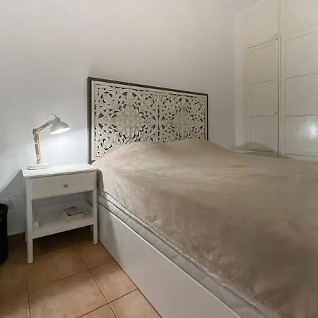 Apartamento 1 Bedroom With Terrace, Pools & Walking Distance To *